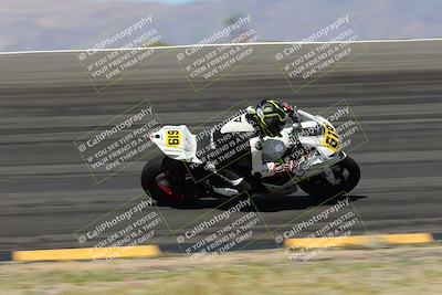 media/Apr-05-2024-Apex Assassins-CVMA Friday Practice (Fri) [[ee2ef04f2b]]/3-Racer 2/Session 3 (Bowl Speed Pans)/